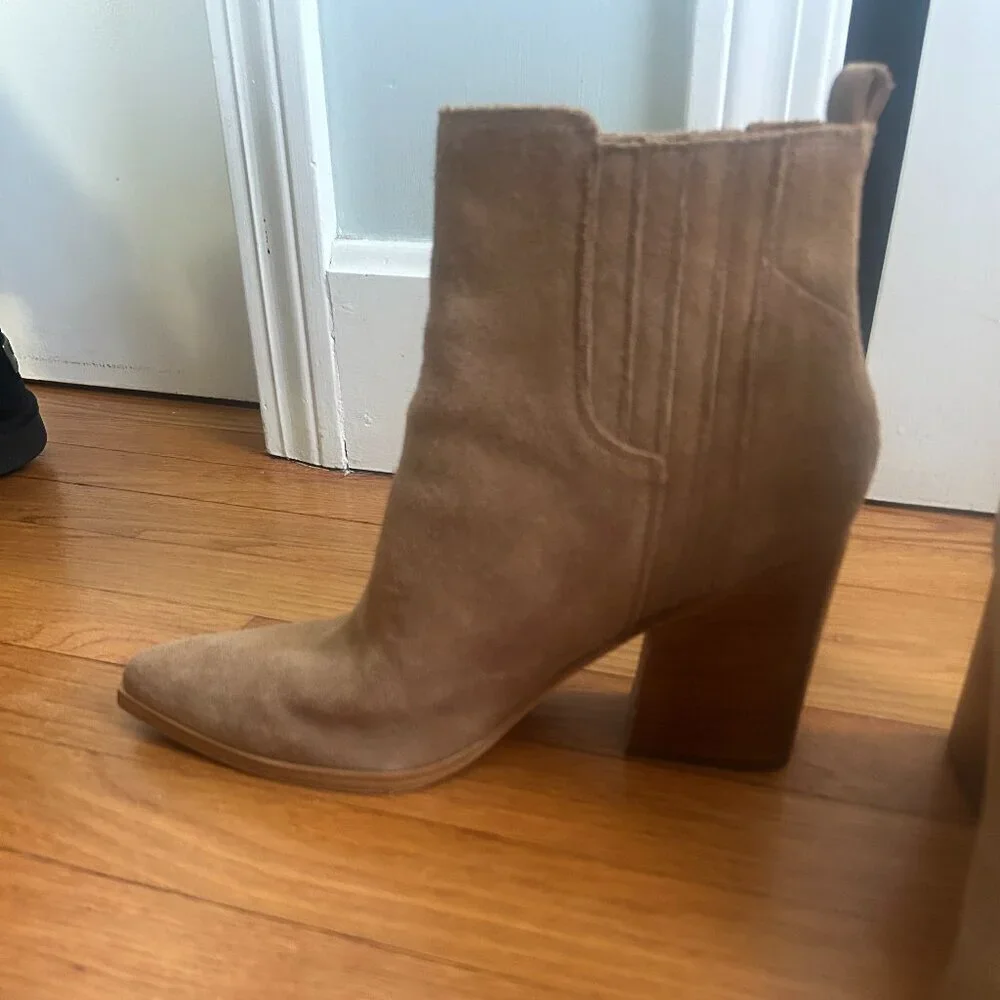 Marc Fisher Suede Pointed-Toe Block Heel Booties – Tan – Size 11